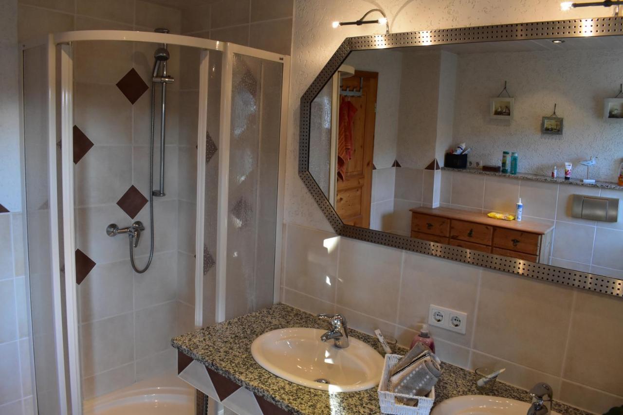Zimmer Baerbel Forbau Extérieur photo